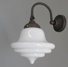 Wandlampe Bogenlampe Messing Antik mit Tropfenschirm Opalglas Weiss